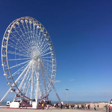 Apartment Coastal Comfort With Parking, Cleaning Included Nieuwpoort